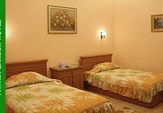 Twin bedroom